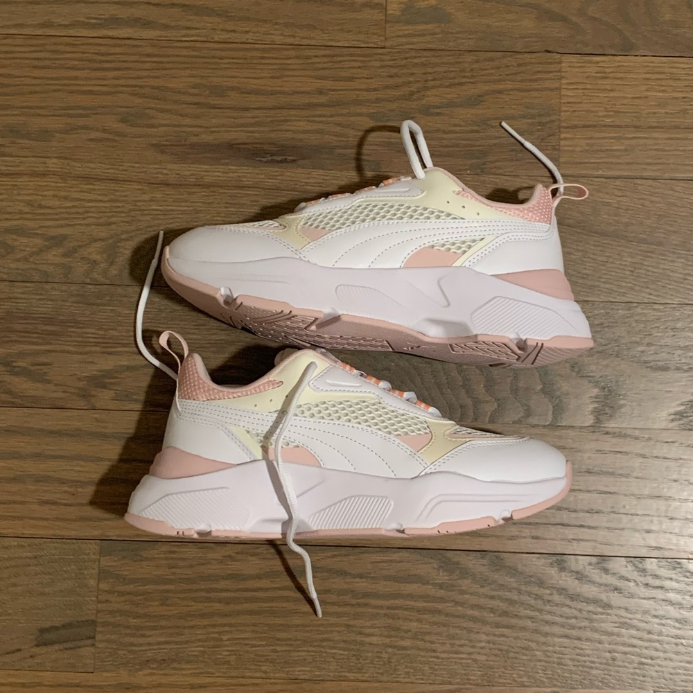 Puma Cassia Summer White and Pink Soft Foam Sneakers: Size 6.5